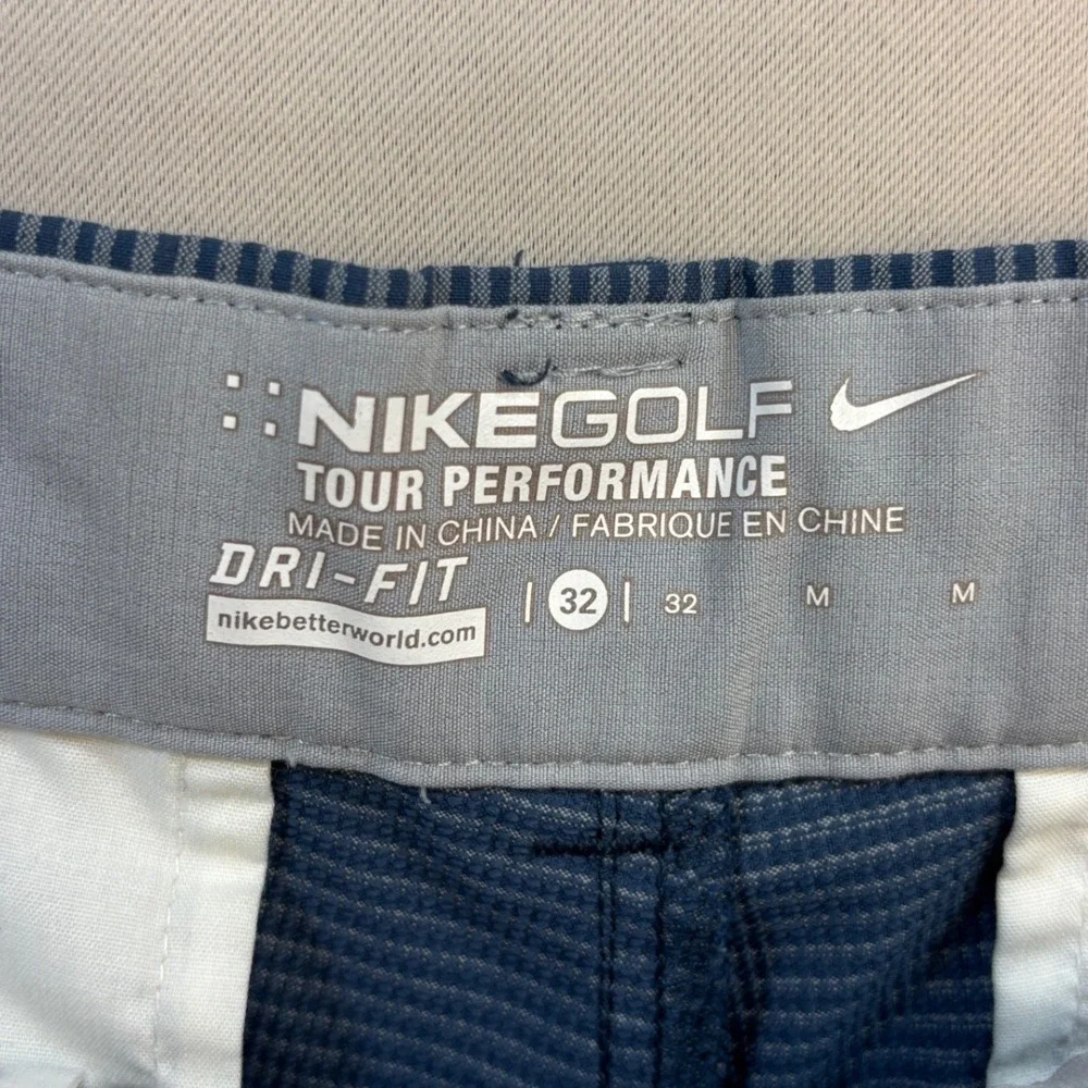 Nike Golf Shorts Mens 32 Blue Striped Dri-Fit 10 1/2